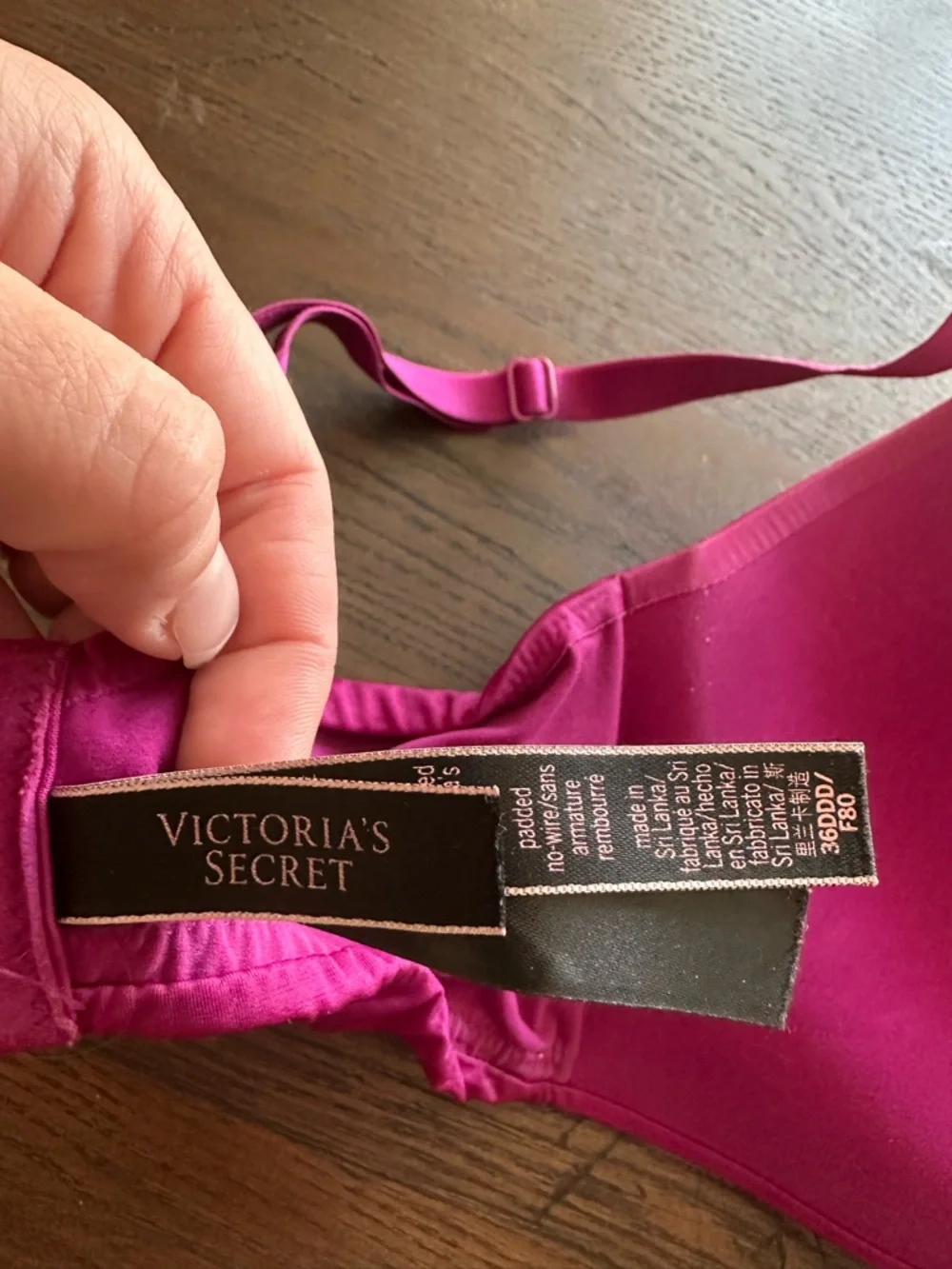 Victoria’s Secret “So Obsessed Smooth Wireless Push-Up” Bra set of three 36DDD - Picture 3 of 10